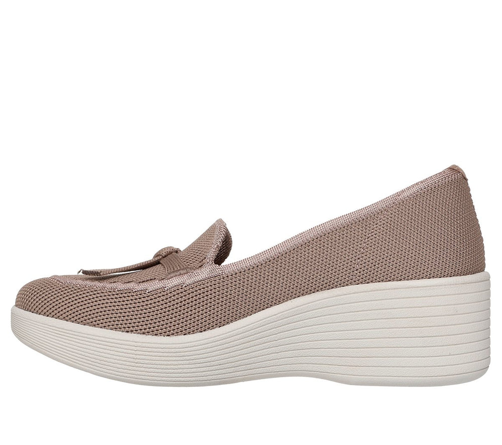 Skechers Relaxed Fit: Parallel Lite - Soaring Softly - Women
